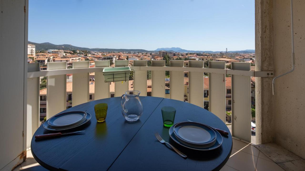 Welcomely - Alle Porte Della Costa Smeralda Apartman Olbia Kültér fotó